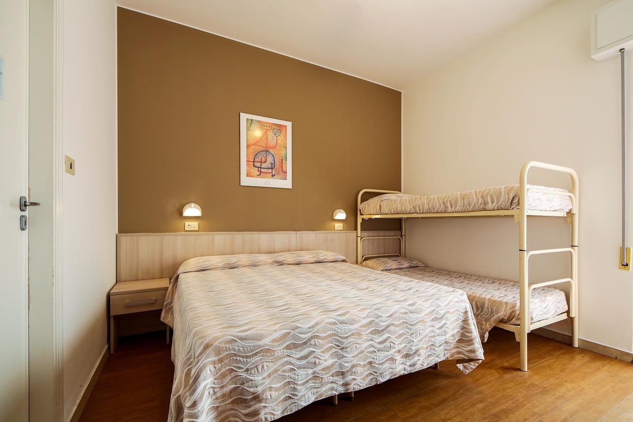 Hotel Susanna ริมินี ภายนอก รูปภาพ